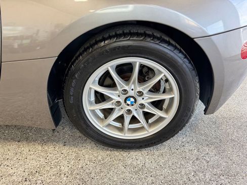 Used 2005 BMW Z4 2.5i RWD image 24