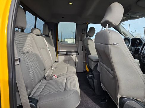 Used 2015 Ford F150 XLT w/ Equipment Group 301A Mid image 11