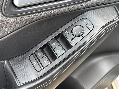 Certified 2021 Nissan Rogue SV image 21