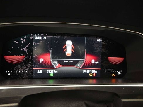 Used 2022 Volkswagen Tiguan SE R-Line image 16