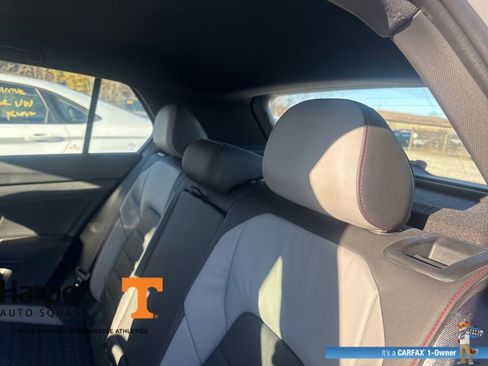 Used 2024 Volkswagen GTI SE w/ SE Leather Seats Package image 8