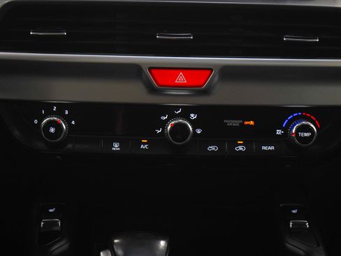 Used 2021 Kia Telluride S AWD/4WD image 20