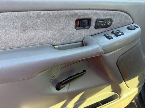Used 2002 Chevrolet Silverado 1500 LT w/ Off-Road Pkg image 14