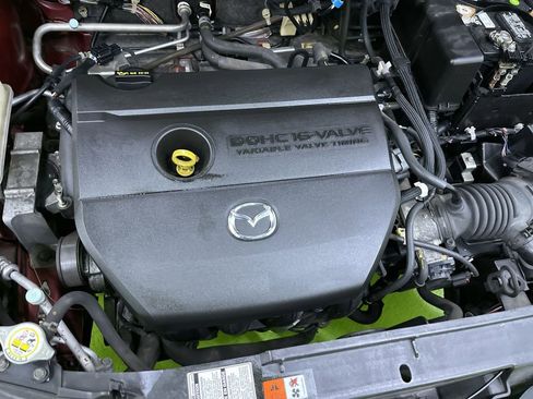 Used 2010 MAZDA MAZDA5 Sport image 28