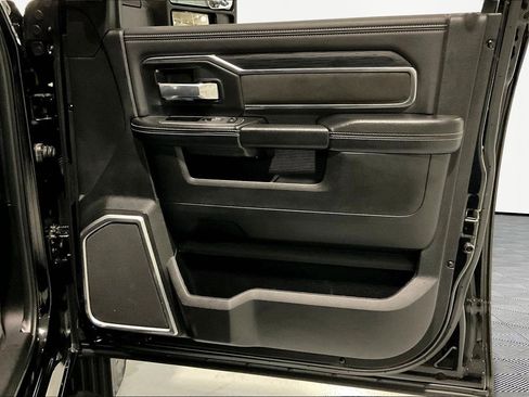 Used 2024 RAM 3500 Laramie w/ Night Edition image 29