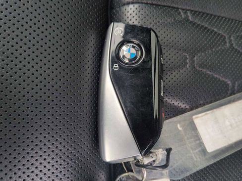 Certified 2023 BMW X7 xDrive40i w/ Executive Package image 37