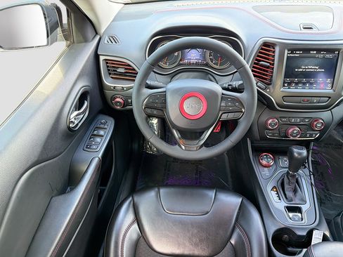 Used 2022 Jeep Cherokee Trailhawk w/ Sound & Nav Group image 16