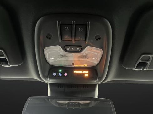 Used 2023 GMC Canyon AT4 image 26