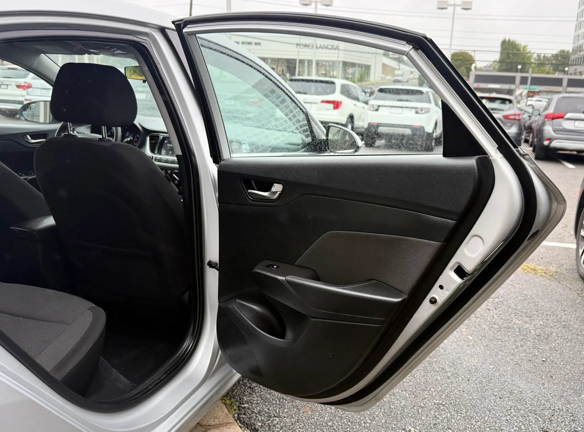 Used 2020 Hyundai Accent SEL FWD image 28