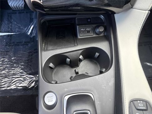 Certified 2025 INFINITI QX55 Essential w/ Accent Package image 23