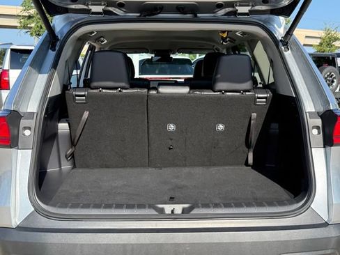 Used 2026 Toyota Grand Highlander FWD image 33