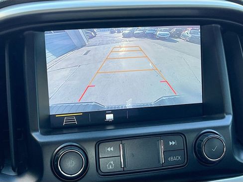 Used 2021 Chevrolet Colorado ZR2 image 14