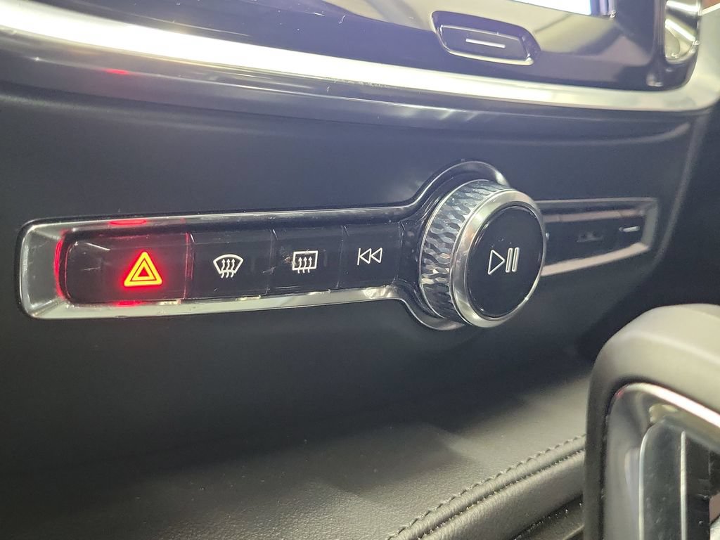 Used 2025 Volvo S60 T8 Plus AWD/4WD image 28