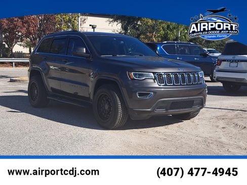 Used 2021 Jeep Grand Cherokee Laredo X image 1