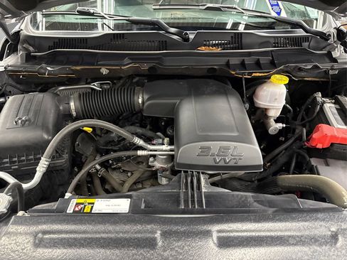 Used 2022 RAM 1500 Classic Warlock image 12