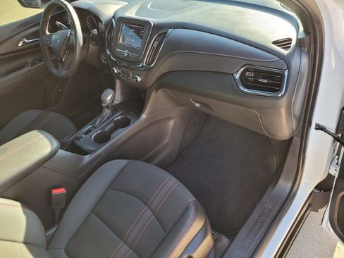 Used 2024 Chevrolet Equinox RS image 9