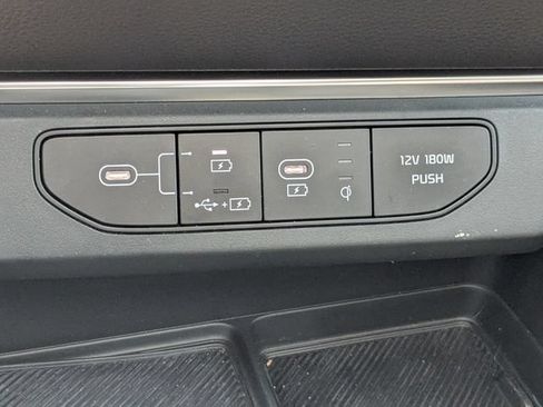 Certified 2026 Kia Carnival SX Prestige FWD image 20