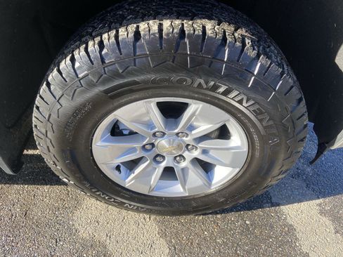 Used 2022 Chevrolet Silverado 1500 LT w/ Safety Package image 12