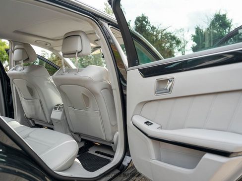 Used 2010 Mercedes-Benz E 63 AMG Sedan image 38