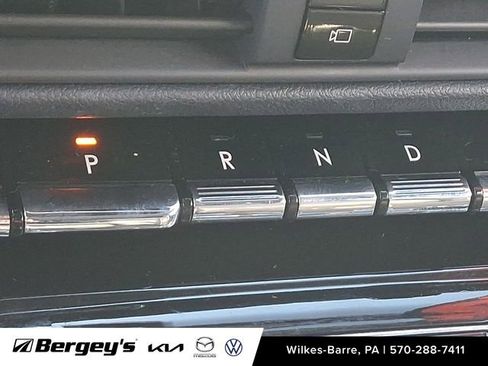 Used 2022 Lincoln Corsair AWD w/ Equipment Group 101A image 17