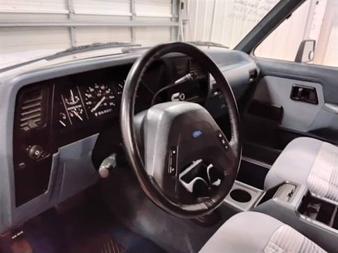 Used 1990 Ford Bronco II 4WD image 11