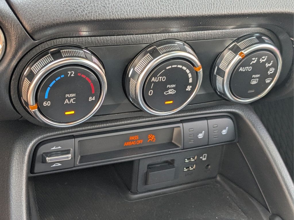 Used 2023 MAZDA MX-5 Miata Grand Touring w/ Weather Package RWD image 16