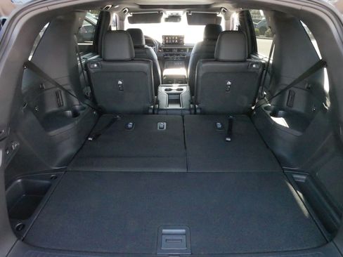 Used 2026 Honda Pilot Black Edition image 18