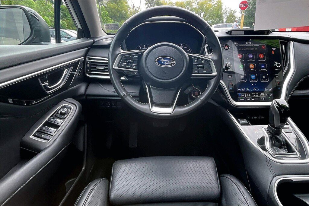 Certified 2024 Subaru Outback Touring XT AWD/4WD image 7