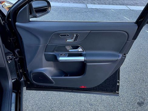 Used 2026 Mercedes-Benz GLA 250 image 21