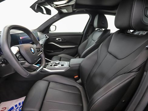 Certified 2025 BMW 330i xDrive 330i xDrive image 11