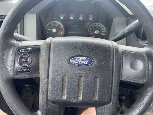 Used 2012 Ford F550 4x4 Crew Cab Super Duty w/ Payload Upgrade Pkg image 17