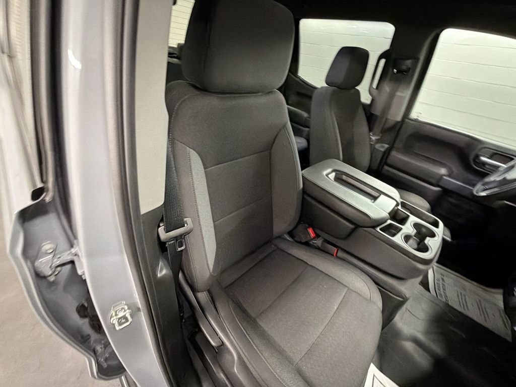 Certified 2025 Chevrolet Silverado 1500 Custom AWD/4WD image 26