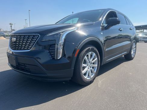 Used 2021 Cadillac XT4 Luxury image 3