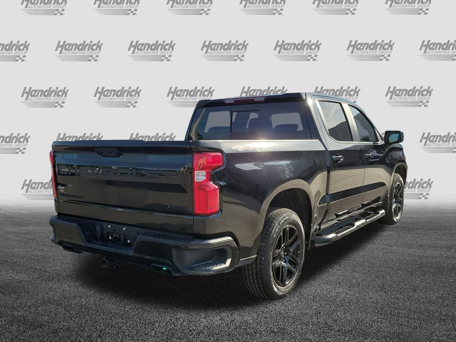 Used 2024 Chevrolet Silverado 1500 RST w/ Rally Edition AWD/4WD image 7