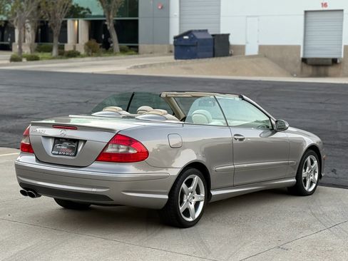 Used 2007 Mercedes-Benz CLK 550 Cabriolet image 21