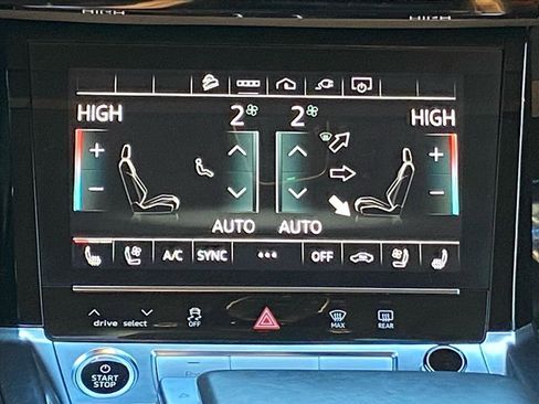 Used 2022 Audi e-tron Premium Plus image 8