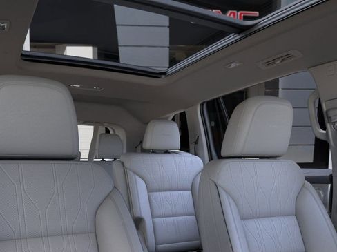 New 2026 Buick Enclave Avenir image 25