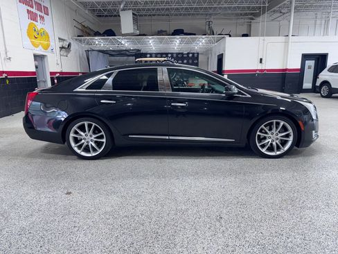 Used 2015 Cadillac XTS Premium AWD/4WD image 2
