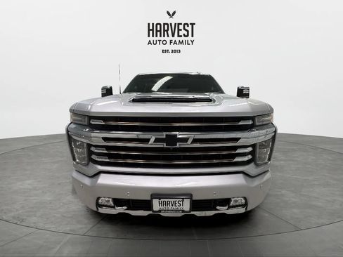 Used 2022 Chevrolet Silverado 2500 High Country w/ Technology Package image 11