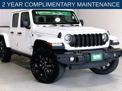 Used 2024 Jeep Gladiator Sport