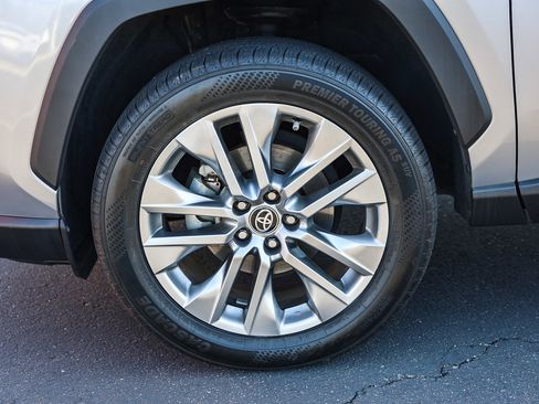 Used 2023 Toyota RAV4 XLE Premium FWD image 29