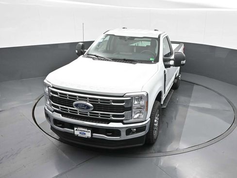New 2025 Ford F250 XLT image 11