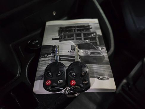 Used 2015 Ford Transit 250 130 Medium Roof image 33