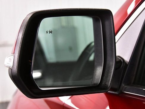 Used 2023 Chevrolet Traverse LT w/ LPO, Floor Liner Package image 13