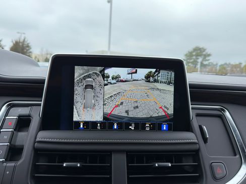 Used 2024 Chevrolet Tahoe Premier image 4