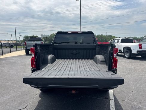 Used 2025 Chevrolet Silverado 1500 Custom Trail Boss w/ Turbomax Blackout Package AWD/4WD image 19