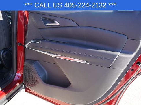 New 2026 Chevrolet Traverse LT w/ Driver Confidence Package image 22