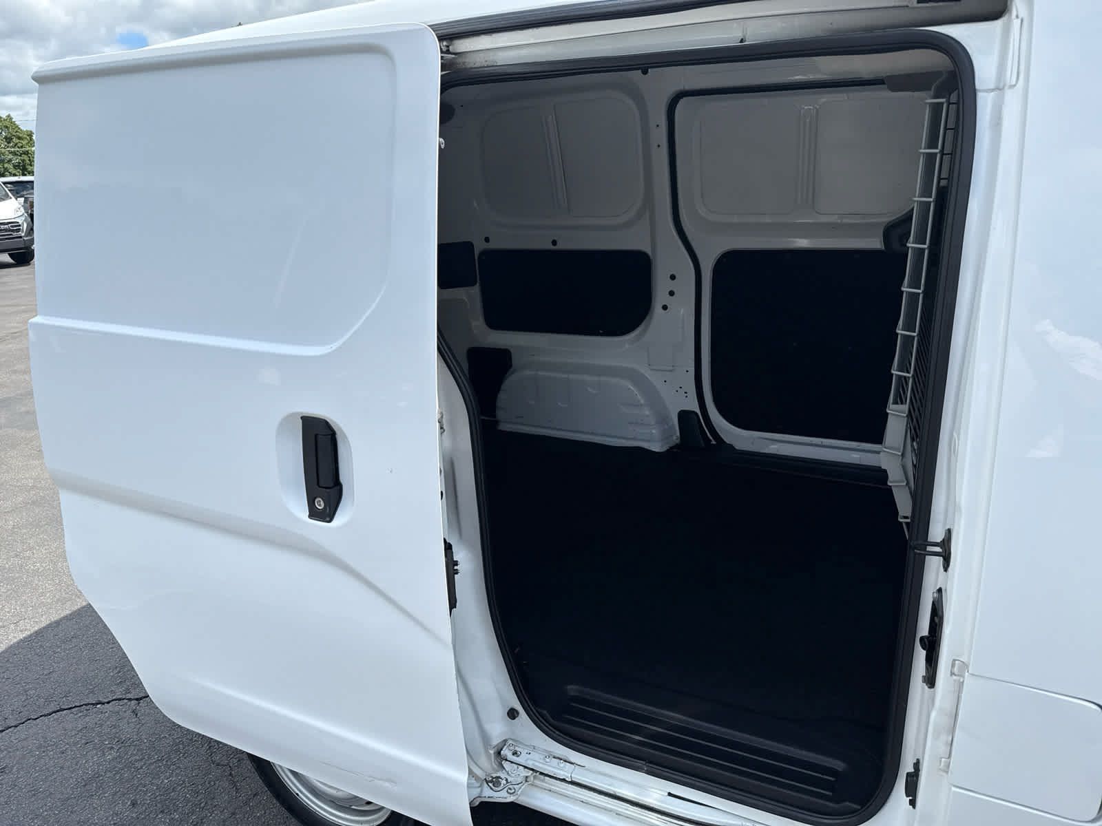 Used 2018 Chevrolet City Express LS FWD image 14
