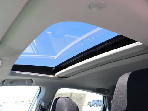 Certified 2025 Honda Accord SE image 26