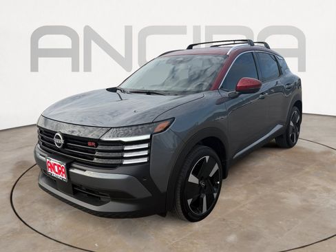 Used 2025 Nissan Kicks SR image 7